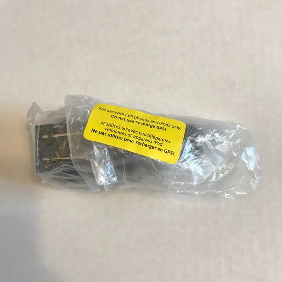 "On the Go" 3 in 1 Charger plus Connector Tip - Picture 10 of 15